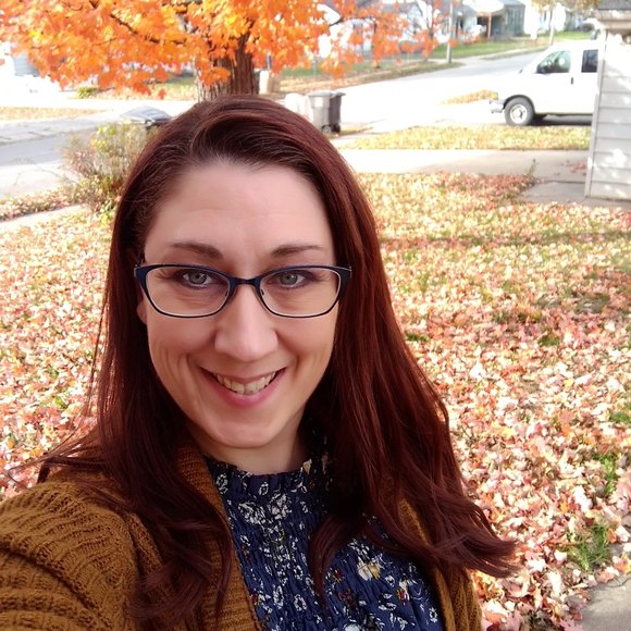 Meet your Posher, Gayla - Picture 1 of 1